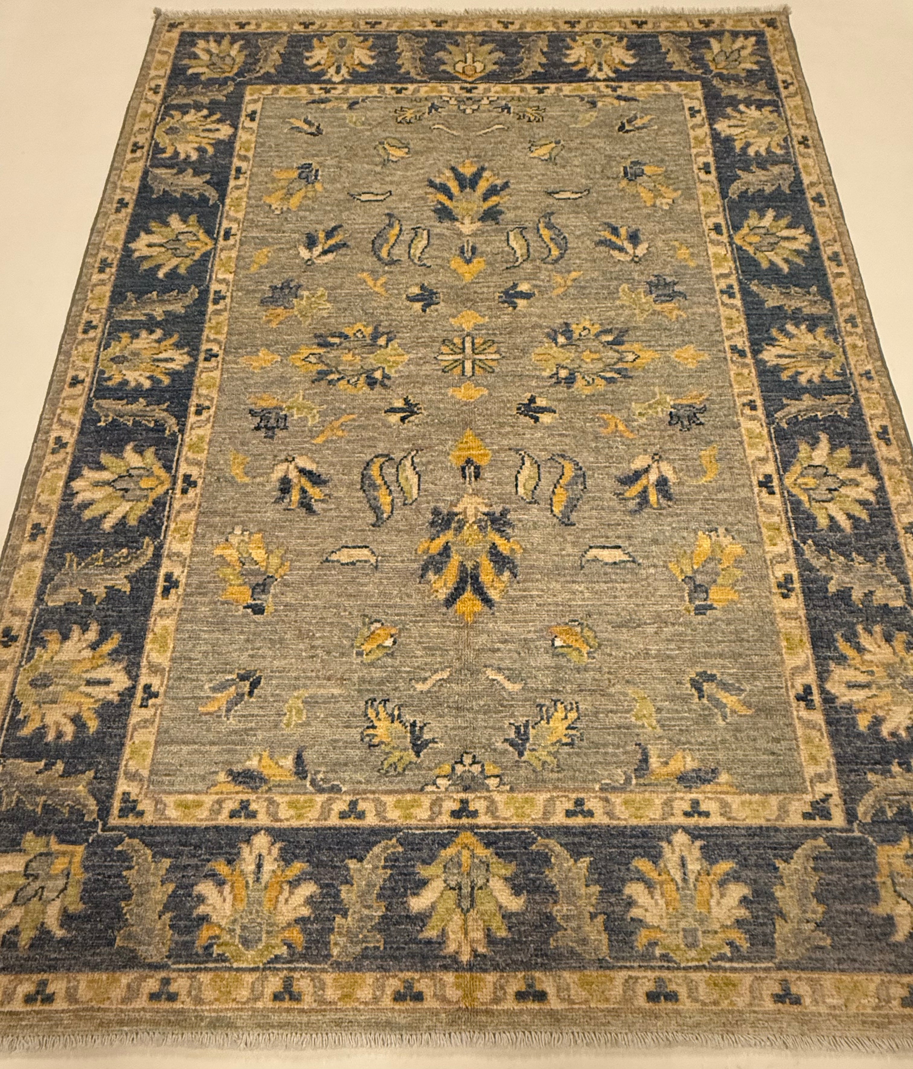 Ziegler Tapijt 124 X 167 CM Handgeknoopt