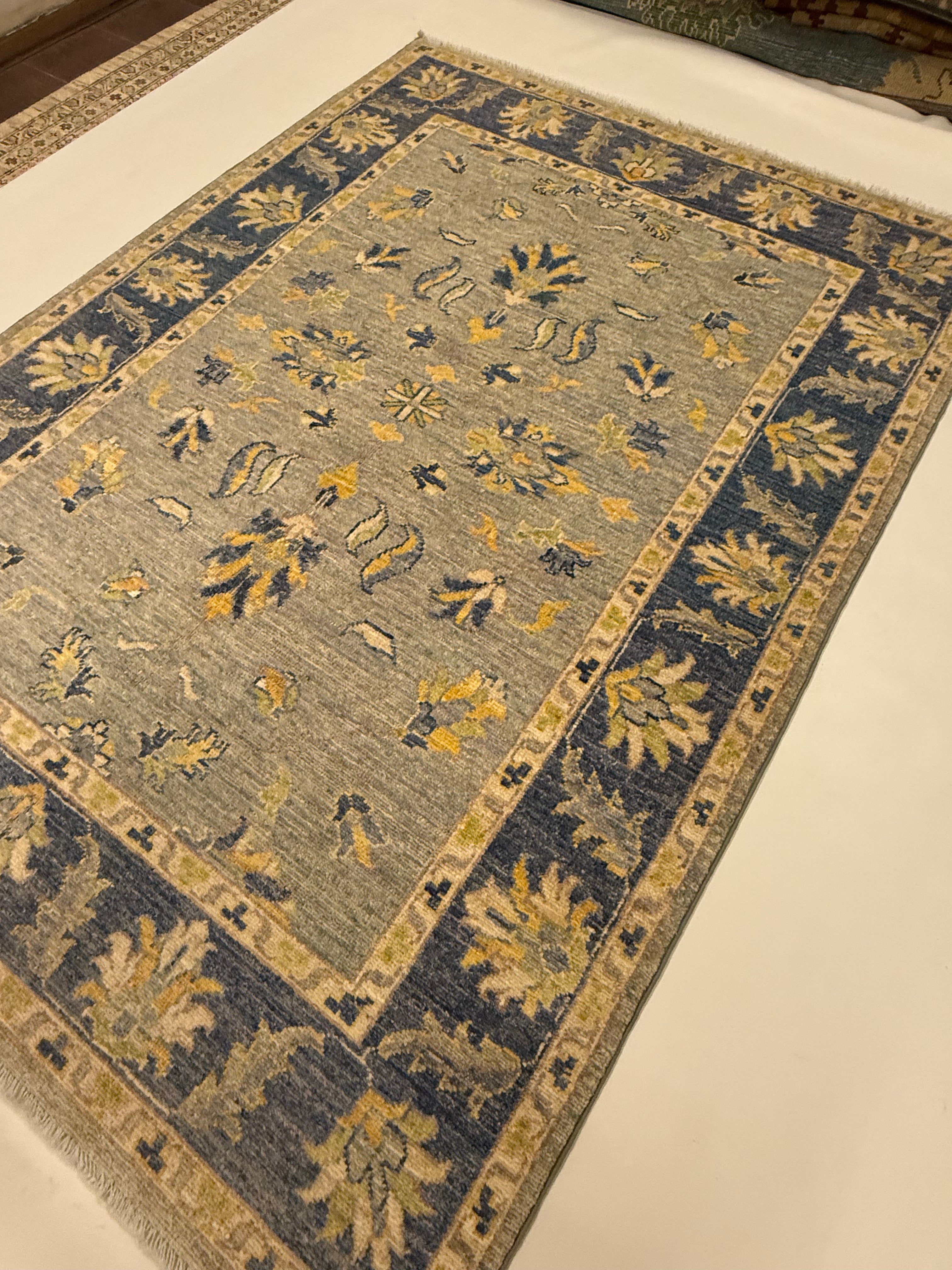 Ziegler Tapijt 124 X 167 CM Handgeknoopt